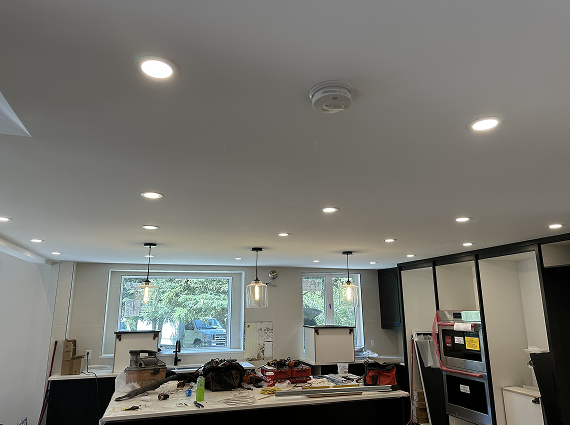 smoke-detector-installation-servicing